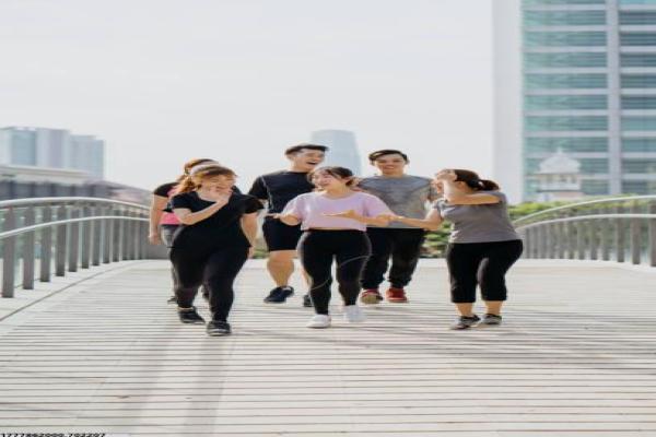 体育培训机构团建文案